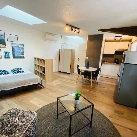 Les De Morgane Hyper Centre *