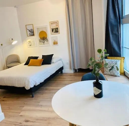 Les De Morgane Hyper Centre *